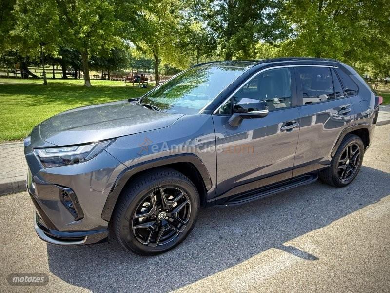 Toyota RAV 4 GR SPORT HIBRIDO ENCHUFABLE de 2025 con 21.000 Km por 49.900 EUR. en Madrid