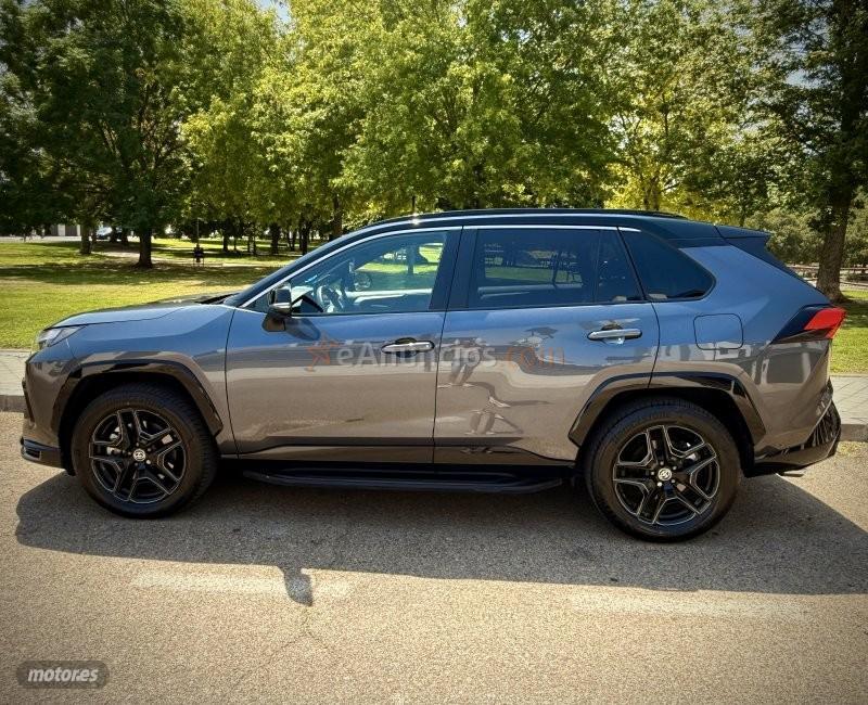 Toyota RAV 4 GR SPORT HIBRIDO ENCHUFABLE de 2025 con 21.000 Km por 49.900 EUR. en Madrid