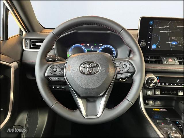 Toyota RAV 4 hibrida enchufable 304cv de 2026 con 1.000 Km por 57.900 EUR. en Asturias