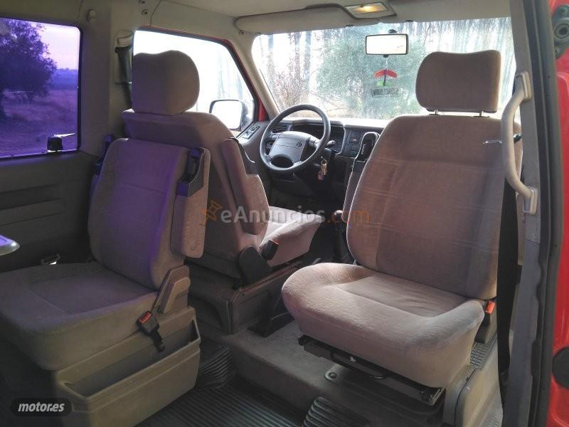 Volkswagen Multivan 2.5 TDI de 1997 con 389.000 Km por 9.000 EUR. en Lleida