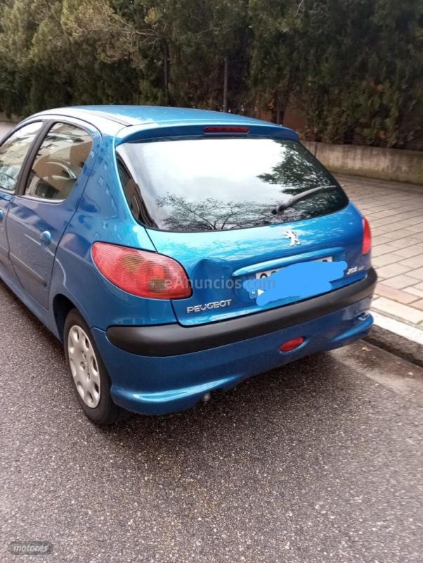 Peugeot 206 1.4 hdi de 2003 con 184.984 Km por 2.000 EUR. en Valladolid