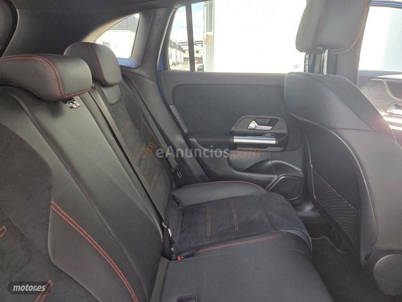 Mercedes Clase GLA 250 E AMG LINE de 2023 con 44.000 Km por 36.000 EUR. en Sevilla