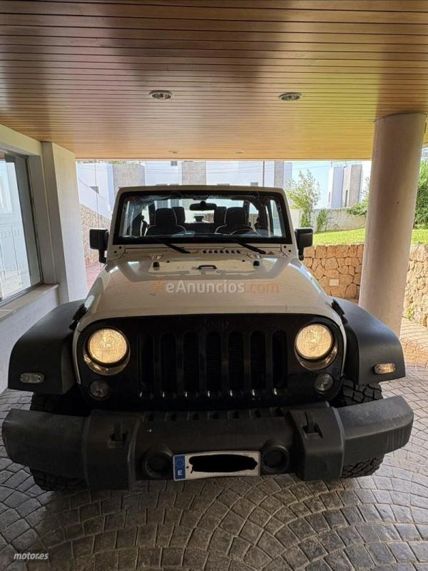 Jeep Wrangler Willys Wheele de 2015 con 148.000 Km por 29.000 EUR. en Baleares
