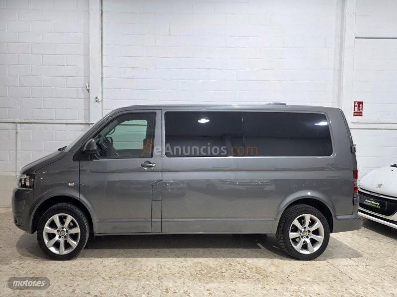 Volkswagen Transporter 2.0  tdi Mixto 5 plazas automatico de 2015 con 250.000 Km por 17.500 EUR. en Sevilla