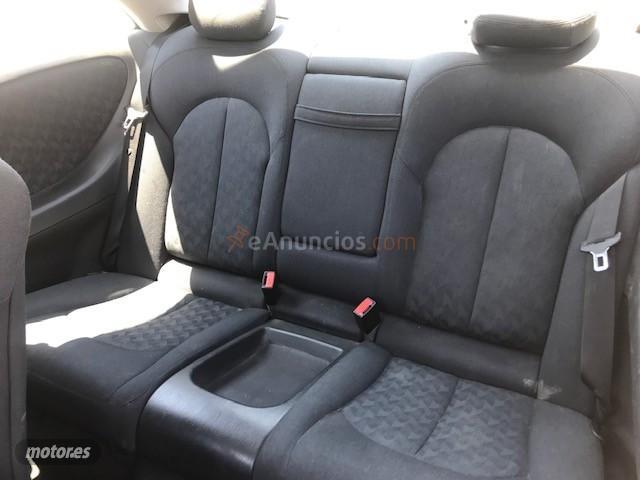 Mercedes Clase CLK 270 AUTOMATICO de 2003 con 184.082 Km por 4.000 EUR. en Barcelona