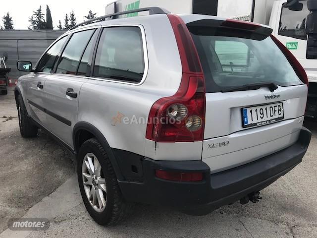 Volvo XC 90 2.4D AWD AUTOMATICO 7 PLAZAS de 2005 con 426.422 Km por 4.000 EUR. en Barcelona