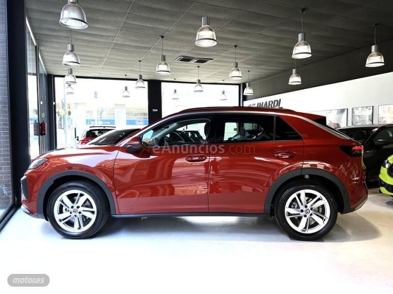 Volkswagen T-Roc “Mas” 1.5 eTSI DSG 150 cv de 2026 con 20 Km por 34.990 EUR. en Barcelona