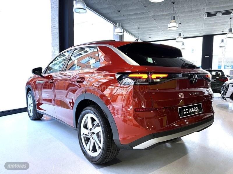 Volkswagen T-Roc “Mas” 1.5 eTSI DSG 150 cv de 2026 con 20 Km por 34.990 EUR. en Barcelona