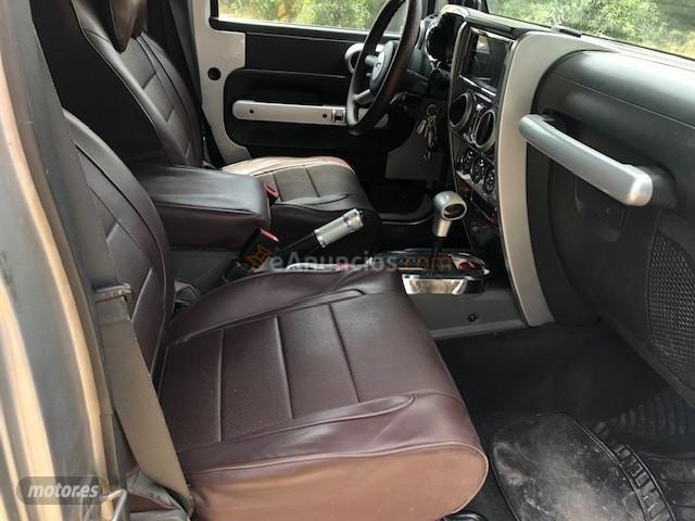 Jeep Wrangler Unlimited Sahara de 2008 con 262.000 Km por 17.000 EUR. en Tenerife