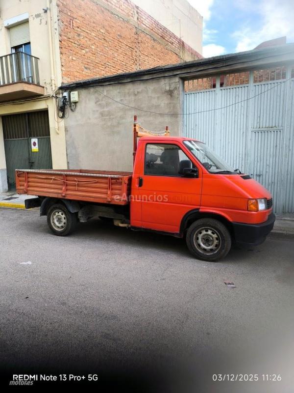 Volkswagen Transporter Pic-up de 2002 con 254.000 Km por 4.000 EUR. en Castellon