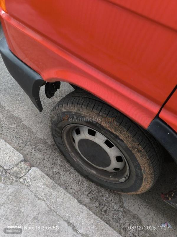 Volkswagen Transporter Pic-up de 2002 con 254.000 Km por 4.000 EUR. en Castellon