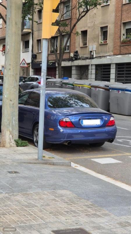 Jaguar S-Type 4.2 V8 R de 2002 con 128.000 Km por 12.000 EUR. en Barcelona