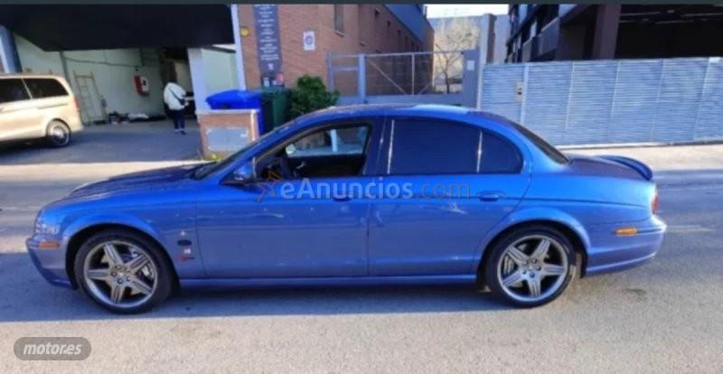 Jaguar S-Type 4.2 V8 R de 2002 con 128.000 Km por 12.000 EUR. en Barcelona
