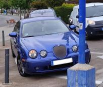 Jaguar S-Type 4.2 V8 R de 2002 con 128.000 Km por 12.000 EUR. en Barcelona