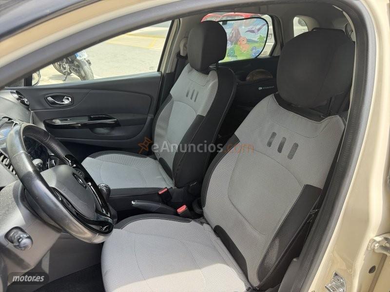 Renault Captur eco2 Intens dCI 90 de 2014 con 80.000 Km por 9.390 EUR. en Valencia