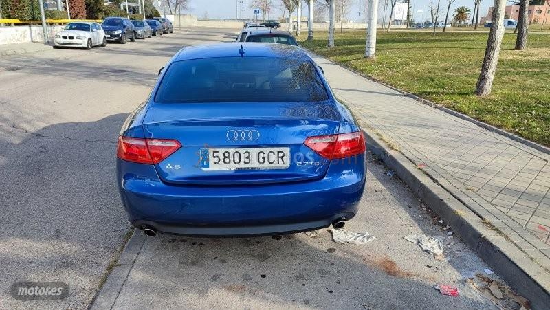Audi A5 2.7 TDI STRONIC COUPE de 2009 con 330.000 Km por 11.000 EUR. en Madrid