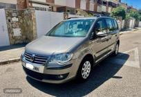 Volkswagen Touran 1.9 tdi 105cv edicion de 2010 con 200.000 Km por 2.000 EUR. en Barcelona