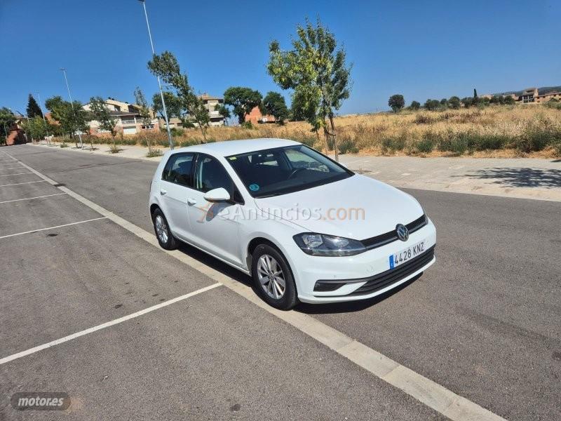Volkswagen Golf 1.6TDI de 2018 con 206.000 Km por 10.900 EUR. en Barcelona