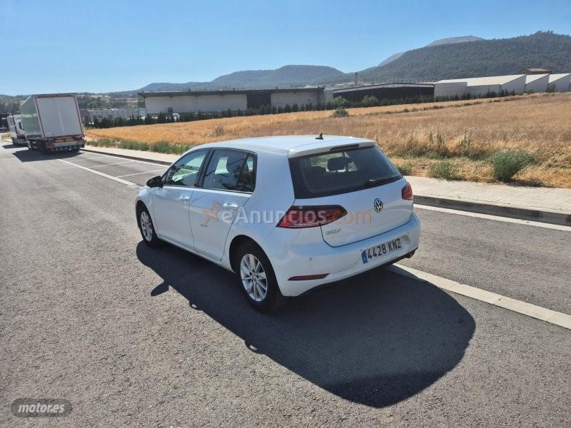 Volkswagen Golf 1.6TDI de 2018 con 206.000 Km por 10.900 EUR. en Barcelona