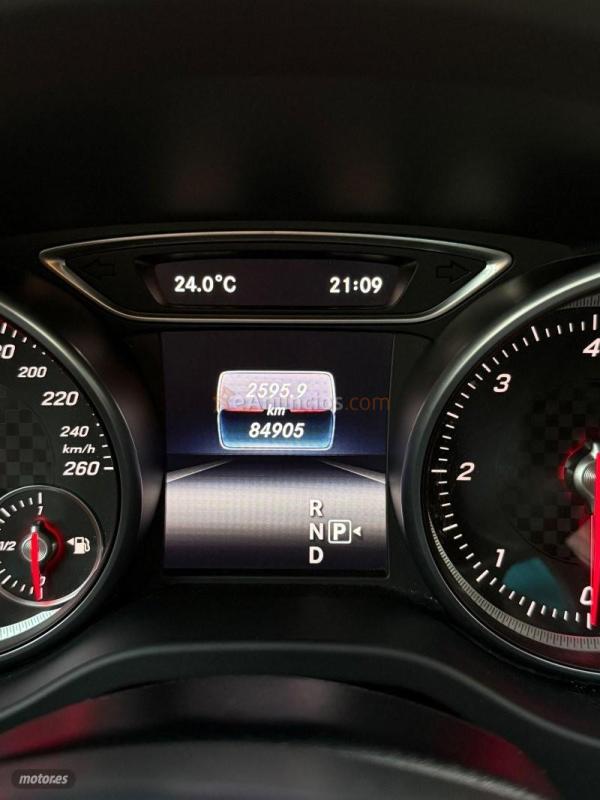 Mercedes Clase A A 180 d de 2017 con 84.000 Km por 18.900 EUR. en Barcelona