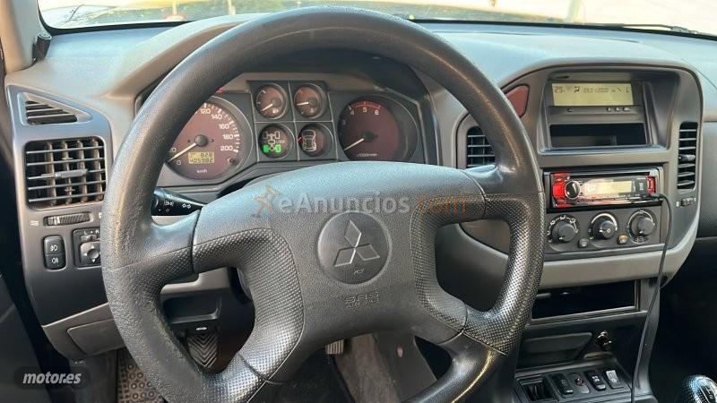 Mitsubishi Montero 3.2 DID 165Cv 3 puertas GLX de 2000 con 405.000 Km por 6.950 EUR. en Barcelona