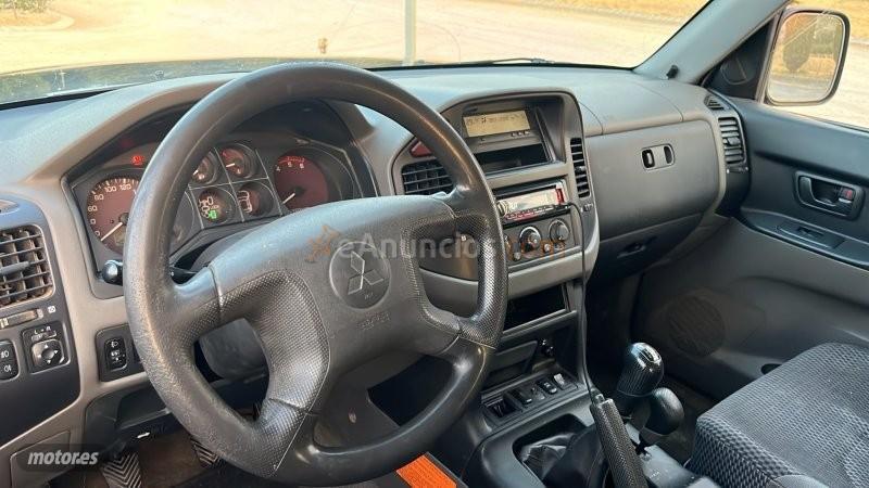 Mitsubishi Montero 3.2 DID 165Cv 3 puertas GLX de 2000 con 405.000 Km por 6.950 EUR. en Barcelona