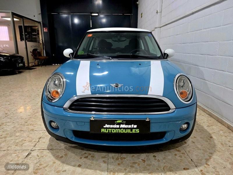 Mini One mini de 2007 con 200.000 Km por 5.300 EUR. en Sevilla