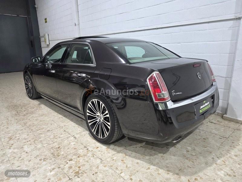 Chrysler 300 C 3.0 crdi Limited de 2013 con 170.000 Km por 12.000 EUR. en Sevilla