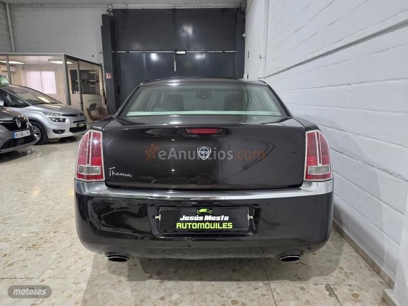 Lancia Thema 3.0 crdi de 2013 con 170.000 Km por 12.000 EUR. en Sevilla