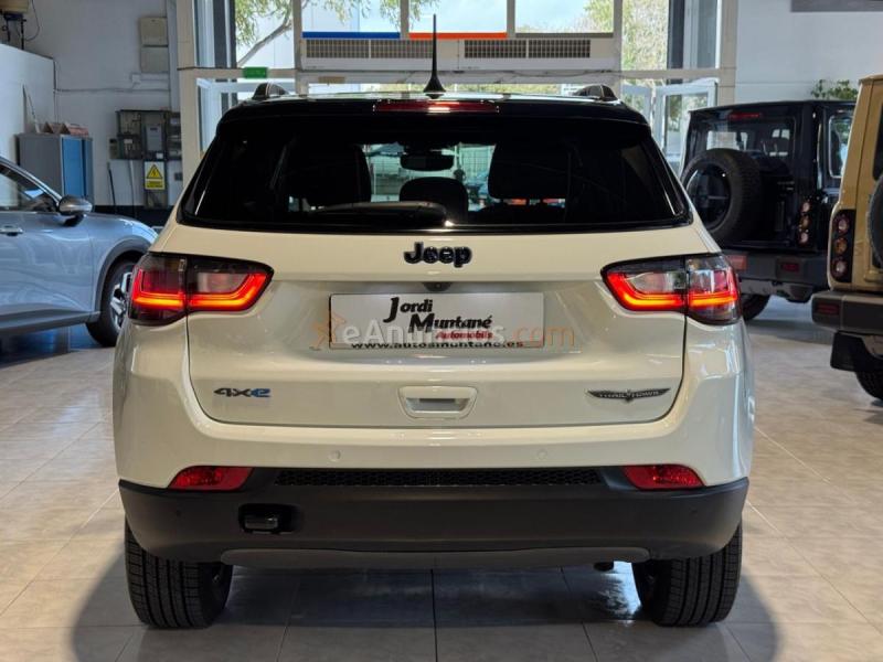 Jeep Compass Trailhawk 4xe PHEV 240 CV .- BAJO CONSUMO .- ETIQUETA CERO EMISIONES .- MUY EQUIPADO .-