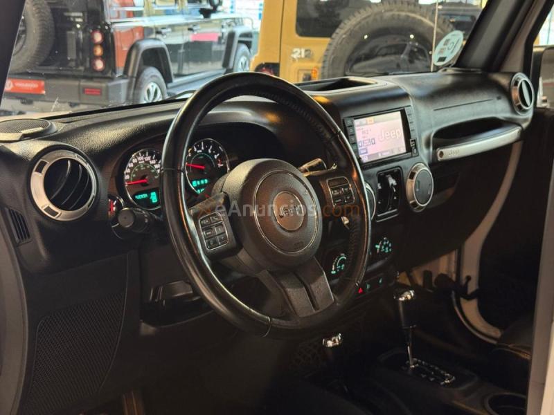 Jeep Wrangler Unlimited 3.6 V6 Sahara Aut. .- MUY EQUIPADO .-  REVISADO Y GARANTIZADO .-  4X4 AUTOMÁTICO .-