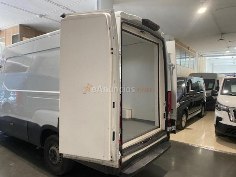 Iveco Daily Furgón 35S16 L2H2 FRIGORIFICO - GARANTIA MECANICA