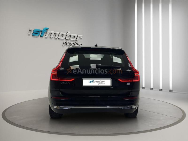 Volvo XC60 2.0 T6 AWD Recharge Core Auto