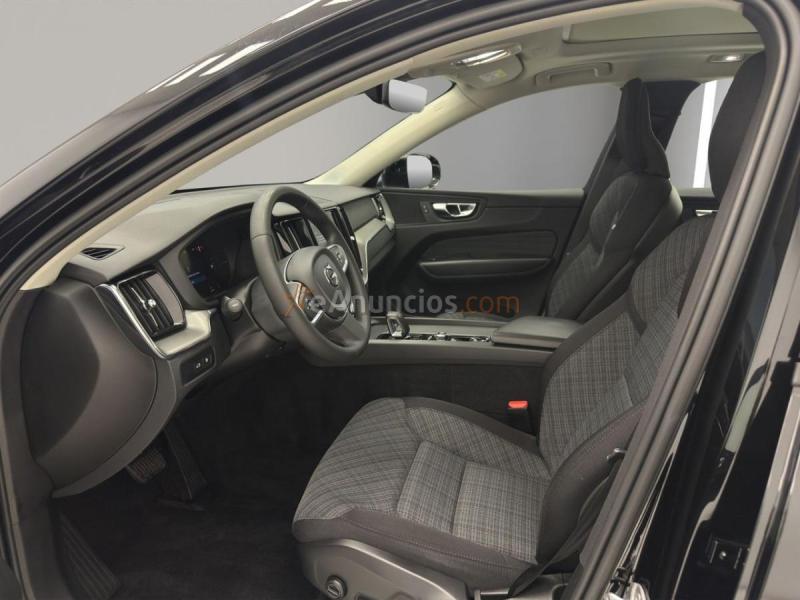 Volvo XC60 2.0 T6 AWD Recharge Core Auto