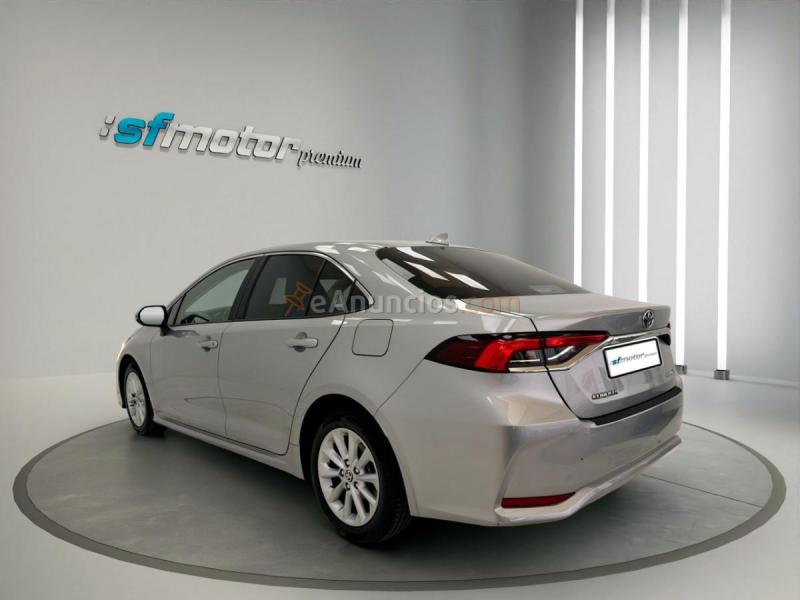 Toyota Corolla 1.8 125H BUSINESS E-CVT SEDAN