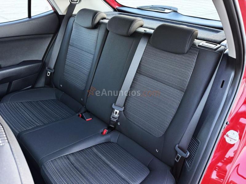 Kia Stonic 1.0 T-GDi MHEV iMT 74 kW