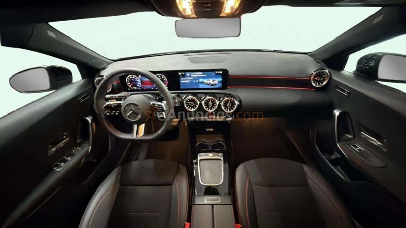 Mercedes Clase A 5 AÑOS GARANTÍA