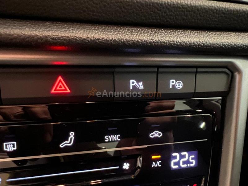 Volkswagen T-Roc TSI 150cv DSG. SOLO 47.000km