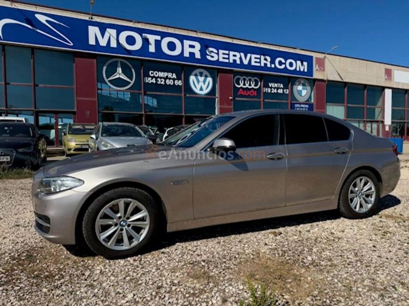 BMW Serie 5 530d xDrive Berlina