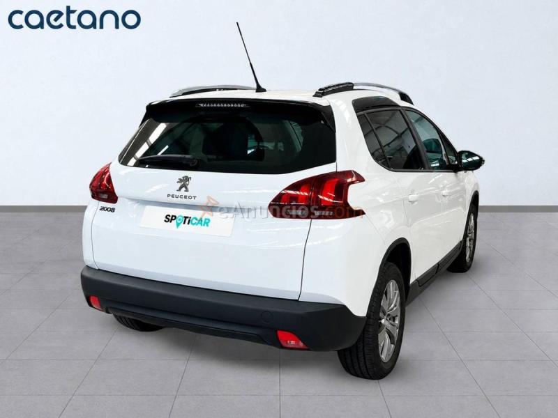 Peugeot 2008   1.2L PureTech 60KW (82CV) Style