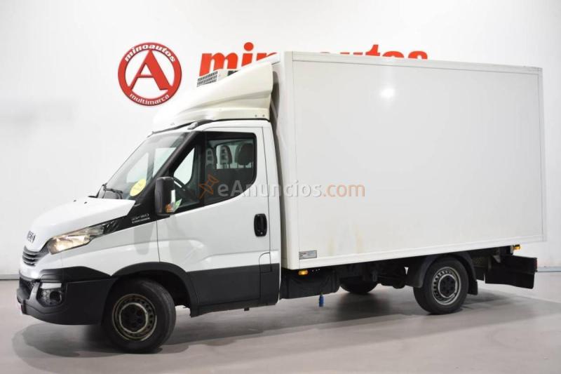 Iveco daily chasis cabina carrozado 35s 16 2.3 td 156 cv hi-matic con equipo de frío thermoking 