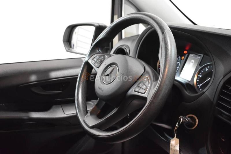 Mercedes Vito FURGÓN 114 CDI 136 CV LARGA FWD 