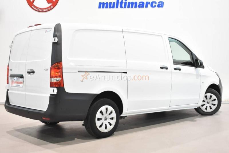 Mercedes Vito FURGÓN TALLER MÓVIL 111 CDI 114 CV LARGA 