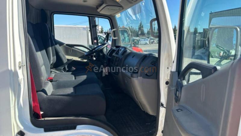 Renault Maxity CAMIÓN GRÚA TELESCÓPICA CON CESTA ELEVADORA ARTICULADA 3.5T 3.0 130 CV 