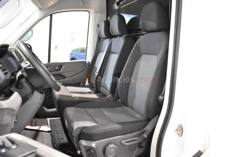 Volkswagen Crafter FURGÓN L3H1 2.0 TDI 140 CV 