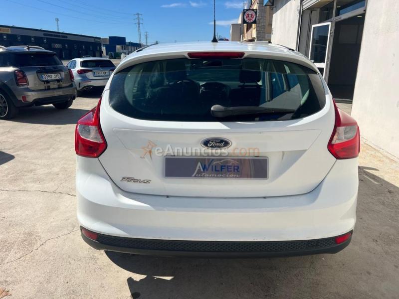 Ford Focus Sedan Trend 1.6 Ti-VCT 105 CV