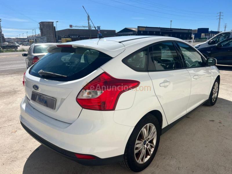 Ford Focus Sedan Trend 1.6 Ti-VCT 105 CV