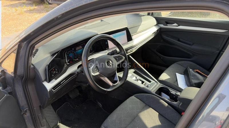 Volkswagen Golf 1.0 ETSI 81KW DSG LIFE VARIANT 110 5P