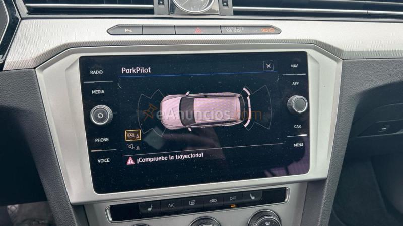 Volkswagen Passat 1.5 TSI DSG ADVANCE VARIANT 150 5P