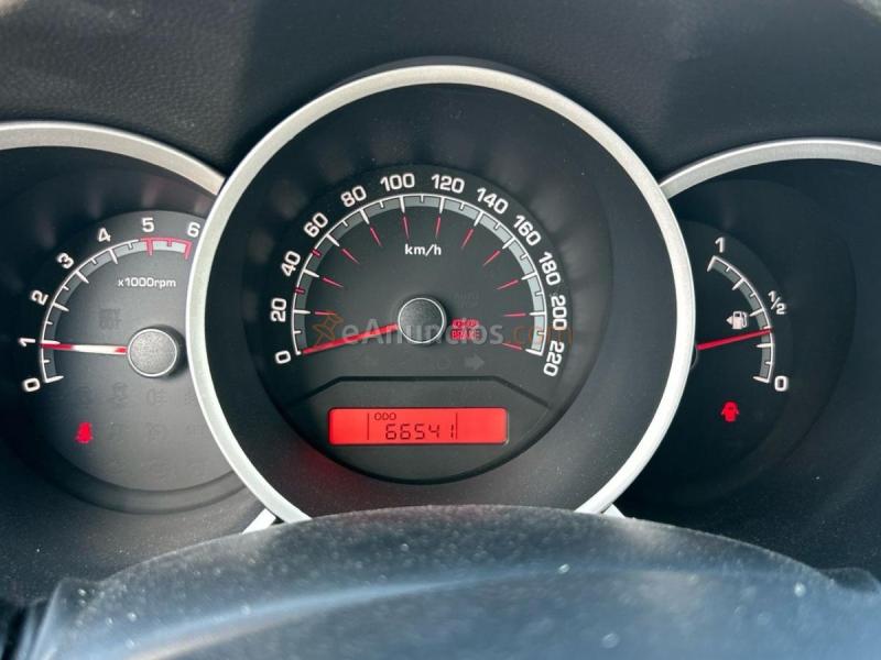 Kia Venga 1.6 CRDI VGT EMOTION 128 5P